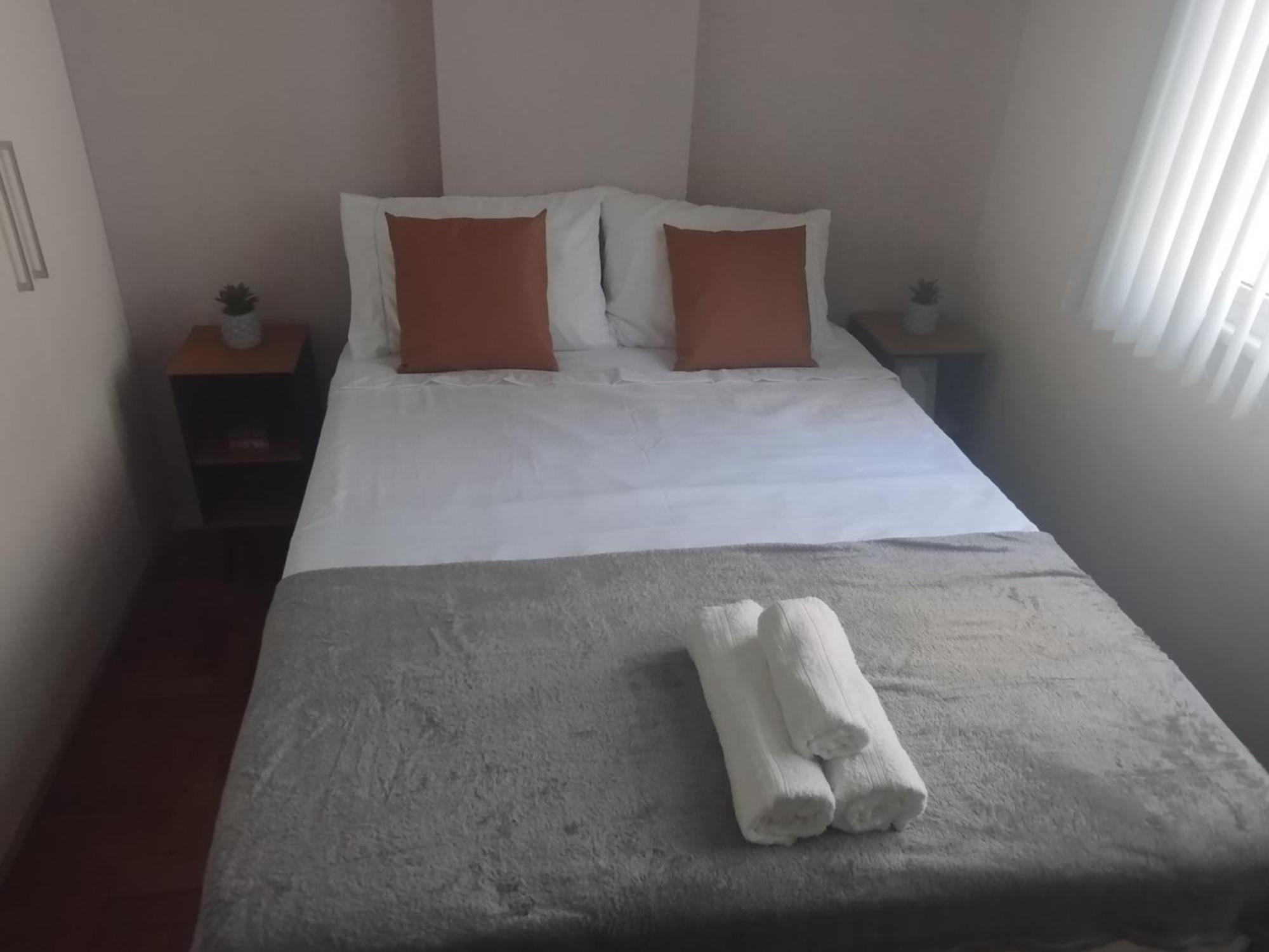 Recanto De Copacabana. Apartamento *